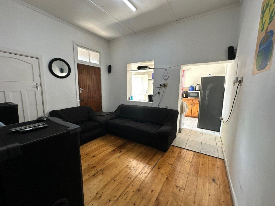 6 Bedroom Property for Sale in Sidwell Eastern Cape